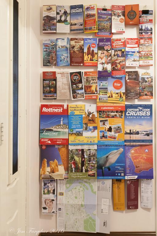 Aarn House B&B Airport Accommodation Perth Bagian luar foto