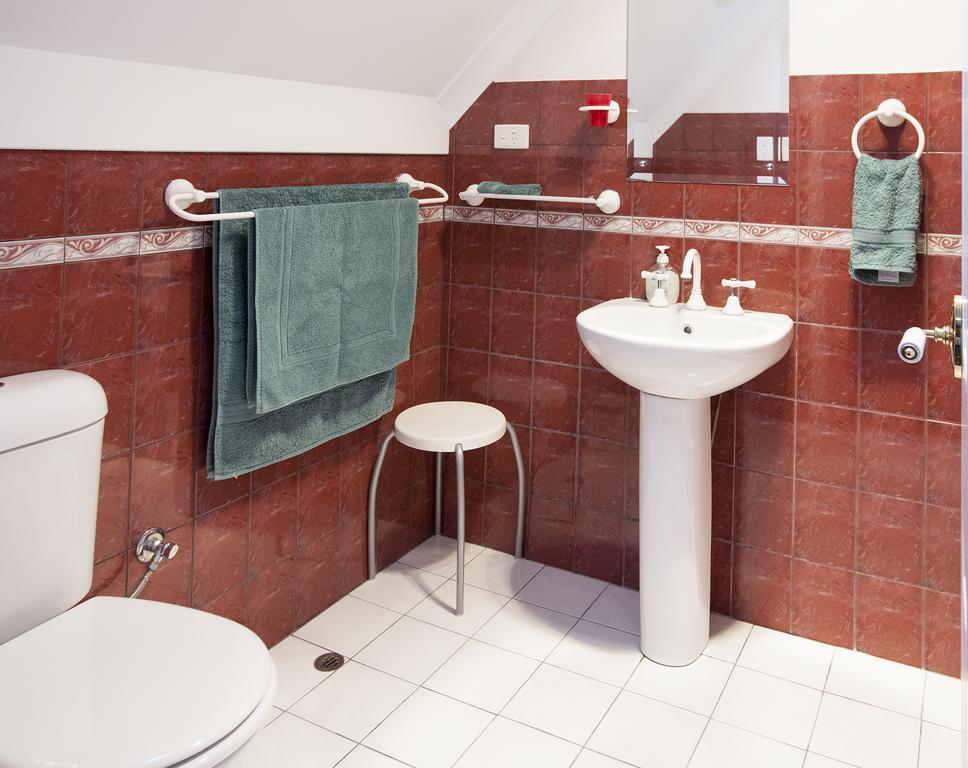 Aarn House B&B Airport Accommodation Perth Bagian luar foto