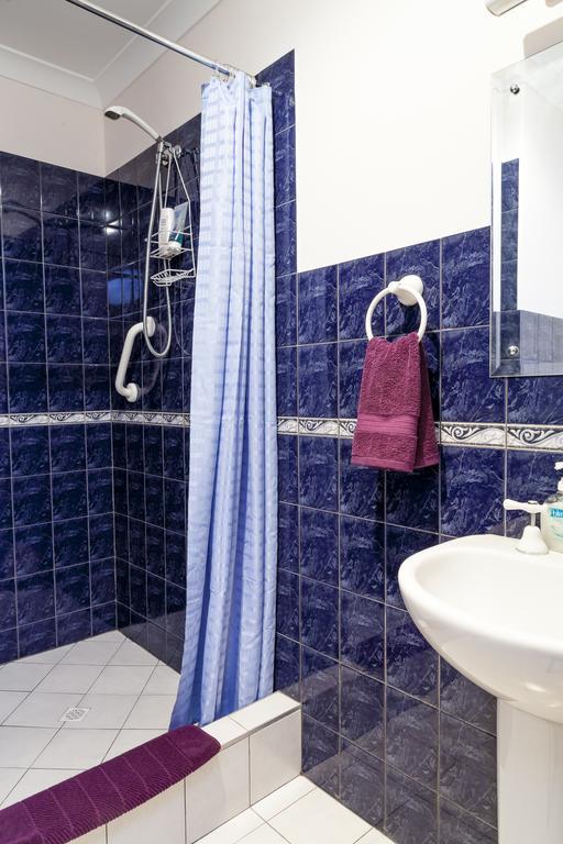 Aarn House B&B Airport Accommodation Perth Bagian luar foto